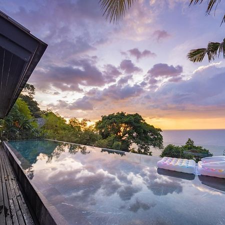Villa Yang, Private Oceanfront Villa, Kamala Beach Exterior photo