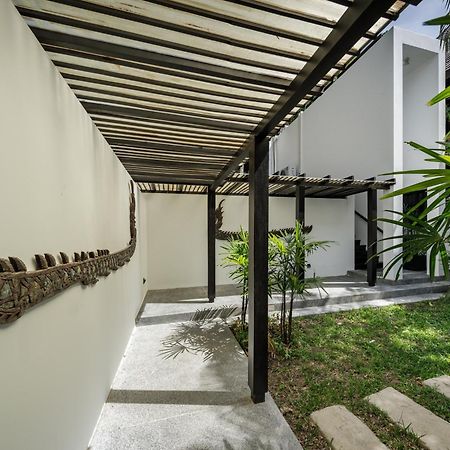 Villa Yang, Private Oceanfront Villa, Kamala Beach Exterior photo