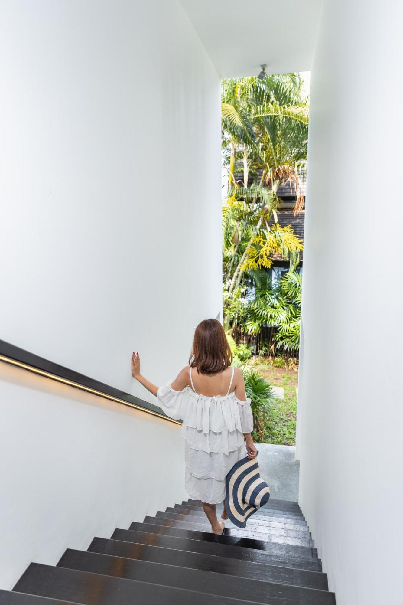 Villa Yang, Private Oceanfront Villa, Kamala Beach Exterior photo